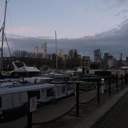 Transom Close Londra Exterior foto